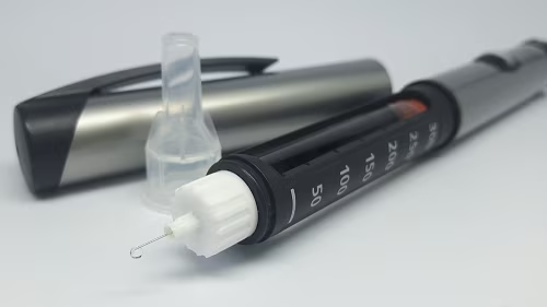 胰島移植接受者可能能夠將血糖水平保持在目標范圍內，同時(shí)服用較少的胰島素或不服用胰島素。